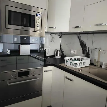 Balkon 2 * Debreţin